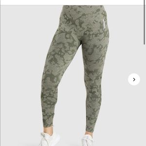 Gymshark adapt camo seamless